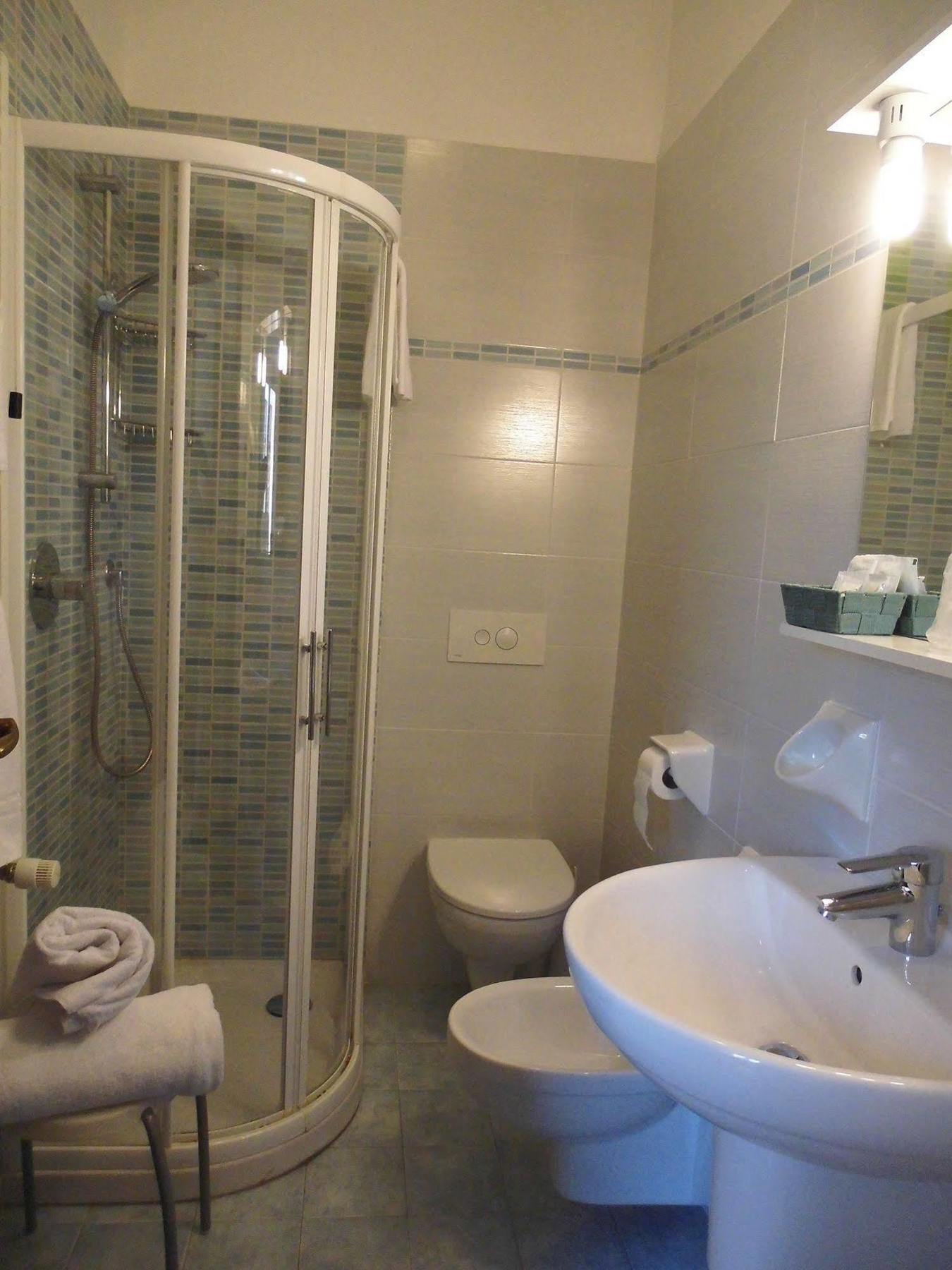 Benaco Mavras Hotel 2*
